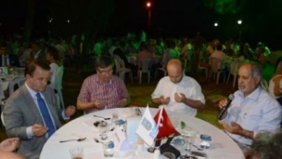 İlçe protokolü iftarda buluştu.