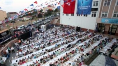 İLK SOKAK İFTARI YARIMBURGAZ'DA