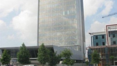 AVCILAR’IN HİLTONU YIKILDI!