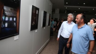 'İSTANBUL CAMİLERİ' SANATSEVERLERİ BEKLİYOR