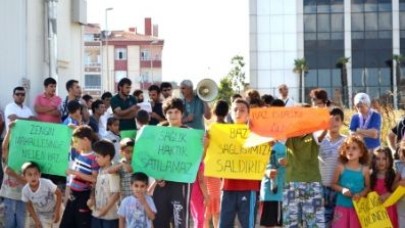 MAHALLELERİNDE BAZ İSTASYONU İSTEMEYEN HALK SOKAĞA ÇIKTI.