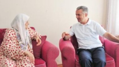 YAŞLI, HASTA VE GAZİLERE BAŞKAN ZİYARETİ
