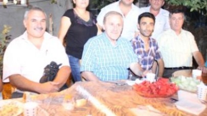 CHP KUMBURGAZIN ARKA SOKAKLARINDA..