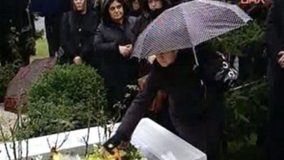 Hrant Dink mezarı başında anıldı