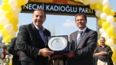 KARDEŞ BELEDİYE’YE HİZMET BİNASI