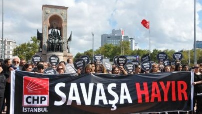 CHP'liler 'Savaşa Hayır' dediler