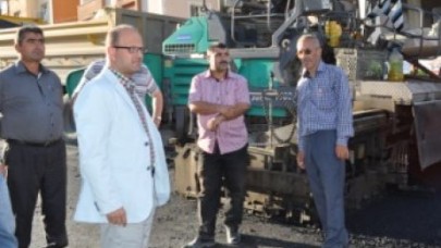 B.çekmece'de asfalt çalışmaları devam ediyor