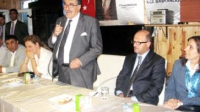 Yerel İktidarı Verin; Hizmeti Görün!...