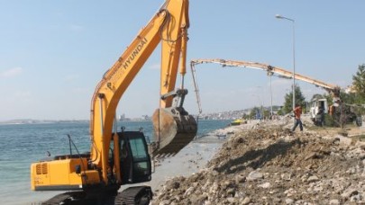 Gürpınar kıyı şeridi genişliyor