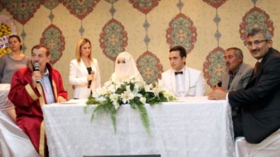 Öztürk ve Yılmaz ailesinin mutlu