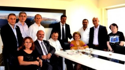 Esenyurt Beyaz Ay Genel merkezi ziyaret etti