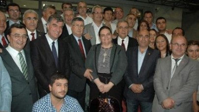 CHP'den AKP'ye şartlı destek