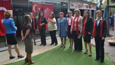 Kadın üstlendiği her mücadeleyi zafere taşır