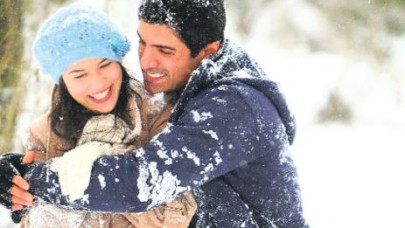 ‘Evim Sensin’ filmi James Bond’u geçti