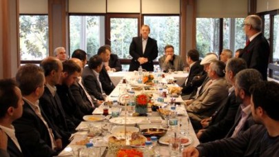 Kanaat önderleri ile iletişim toplantısı