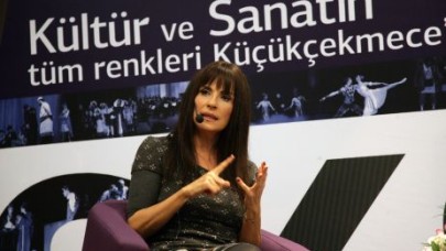 Ayşegül Aldinç, küçükçekmece’de