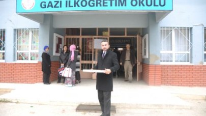 Maşalacı öğretmenler gününü kutladı