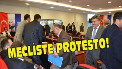 MECLİSTE PROTESTO!