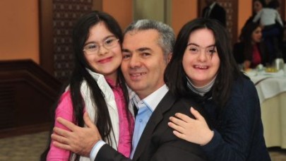 “Engelleri sevgi ile aşacağız”