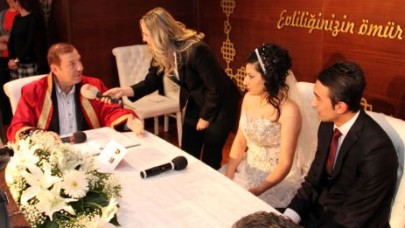 Esenyurt’ta 12.12.2012 çılgınlığı