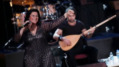 Gülay’dan müzik ziyafeti