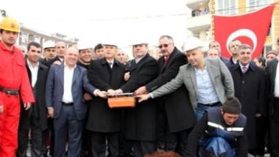 Yeni okula Özvatan’ın adı verildi