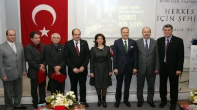 ‘Herkes için şehir’  paneli yapıldı