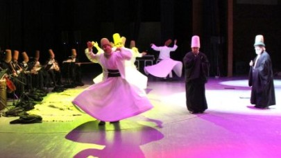 Küçükçekmece’de ‘Mevlana’ anıldı