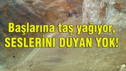 Başlarına taş yağıyor