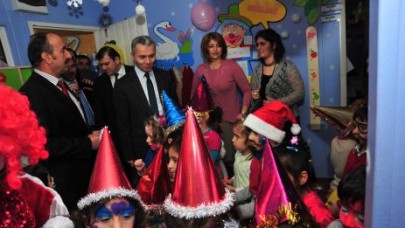 “Öğretmenler toplumun önderidir”