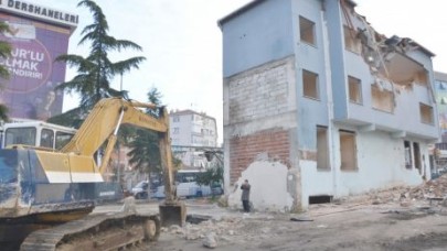 YER ALTI OTOPARKI GELİYOR