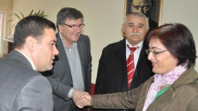 Alevi Derneği’nden CHP’ye nezaket ziyareti