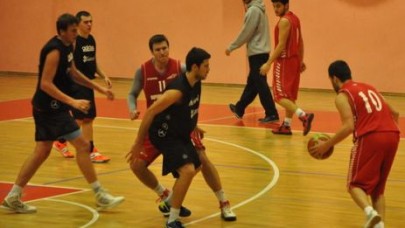 Devler Hazırlık maçında moral depoladı…