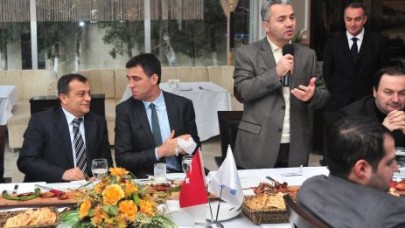 HAKAN ŞÜKÜR BEYLİKDÜZÜ’NDEYDİ