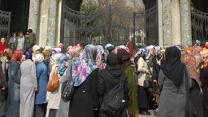 YÖK'ten 'başörtüsü' adımı