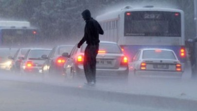 Dikkat! Kuvvetli Yağış Geliyor