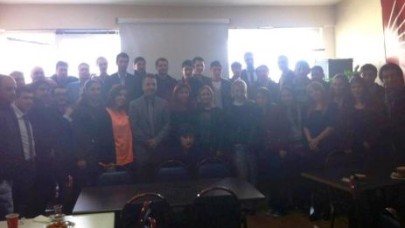 Başakşehir'in AKP'li gençleri CHP'ye katıldı