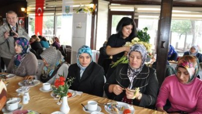 Tokat’lı kadınlara Kahvaltılı kutlama