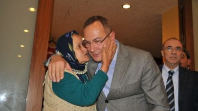 Sahil mağdurlarıyla sohbet kahvaltısı