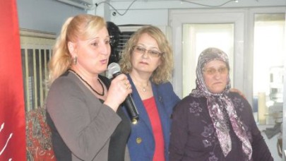 CHP’li kadınlar şehitleri unutmadı