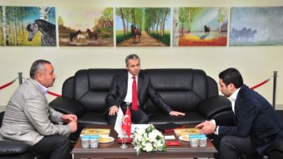 “At ve kavak” sergisi eşliğinde vatandaşla sohbet