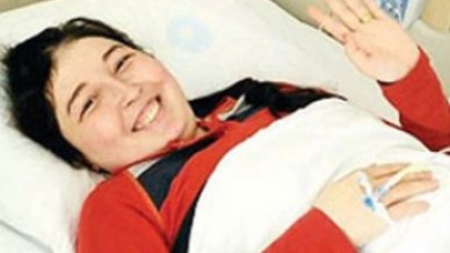 Dünyanın kadavradan ilk rahim nakli