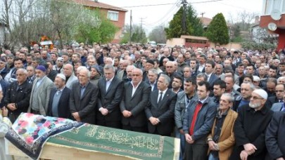 Kara kederli ailenin yanındaydı