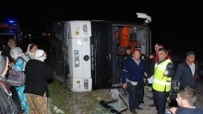 BDP'lileri Taşıyan Otobüs Devrildi