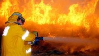 Silivri'de çocuk parkı alev alev yandı