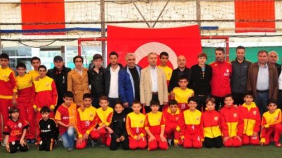 Uzun: “Sporun ve sporcunun yanındayız”