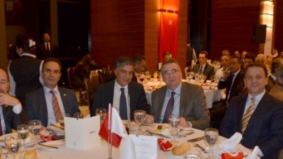 Işıklar Cumhuriyet Halk Evleri yemeğine katıldı