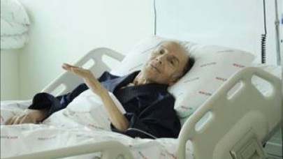 Münir Özkul yaşıyor!