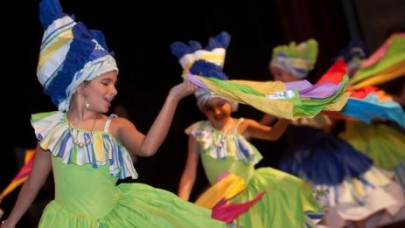 TÜM DÜNYAYA KARDEŞLİK MESAJLARI