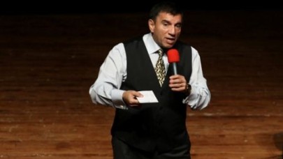 Üstün Dökmen ile Küçük Şeyler